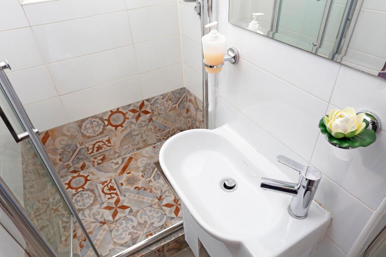 Central Apartment Very Close To Old City 布加勒斯特 外观 照片
