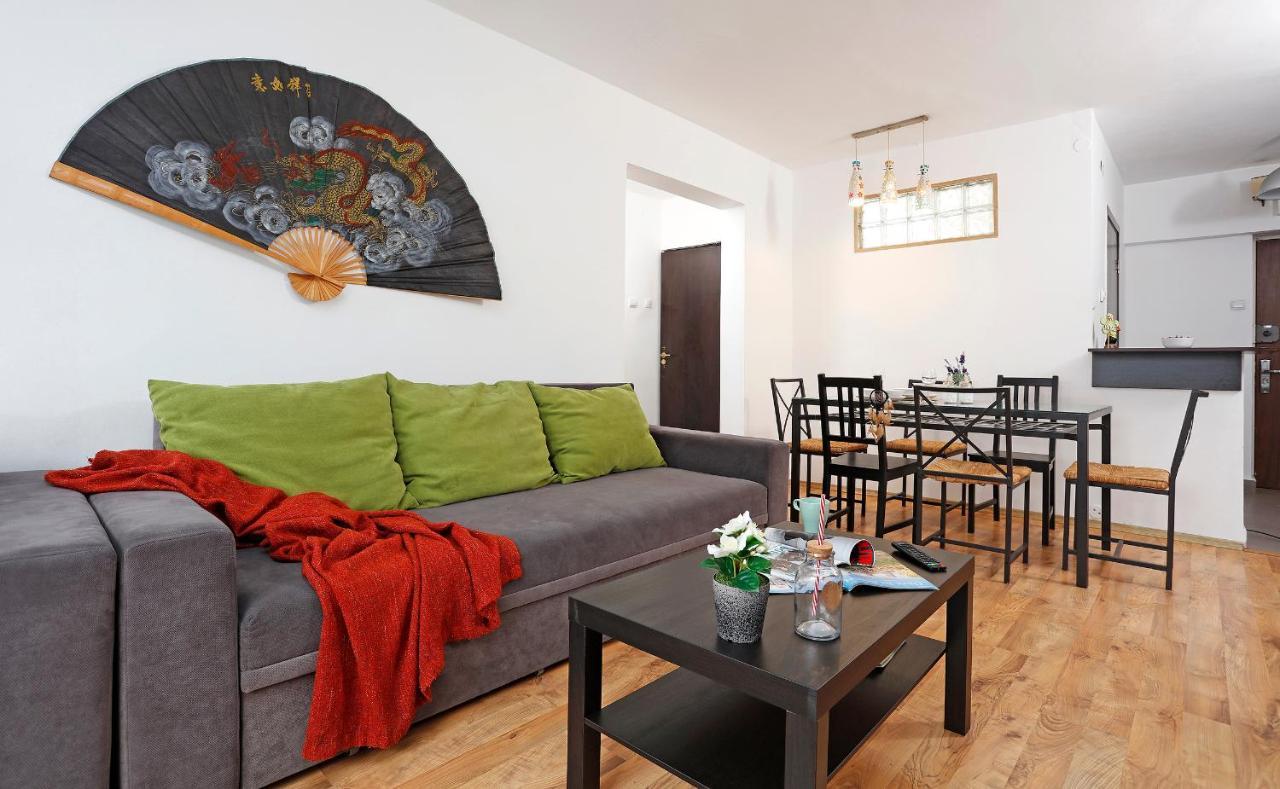Central Apartment Very Close To Old City 布加勒斯特 外观 照片