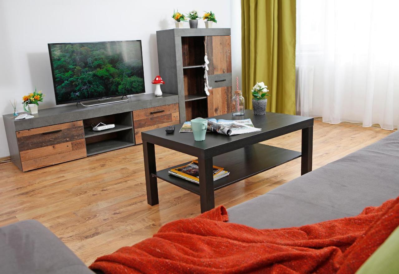 Central Apartment Very Close To Old City 布加勒斯特 外观 照片